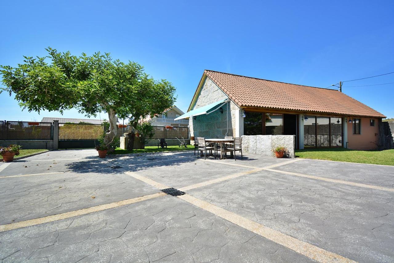 Galihost - Casa Con Precioso Jardin En Vilanova De Arousa Ngoại thất bức ảnh