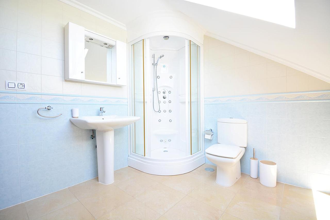Galihost - Casa Con Precioso Jardin En Vilanova De Arousa Ngoại thất bức ảnh