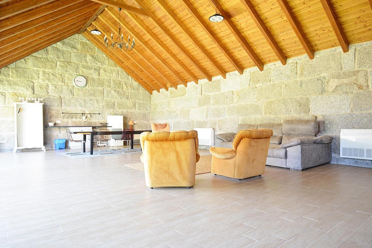 Galihost - Casa Con Precioso Jardin En Vilanova De Arousa Ngoại thất bức ảnh