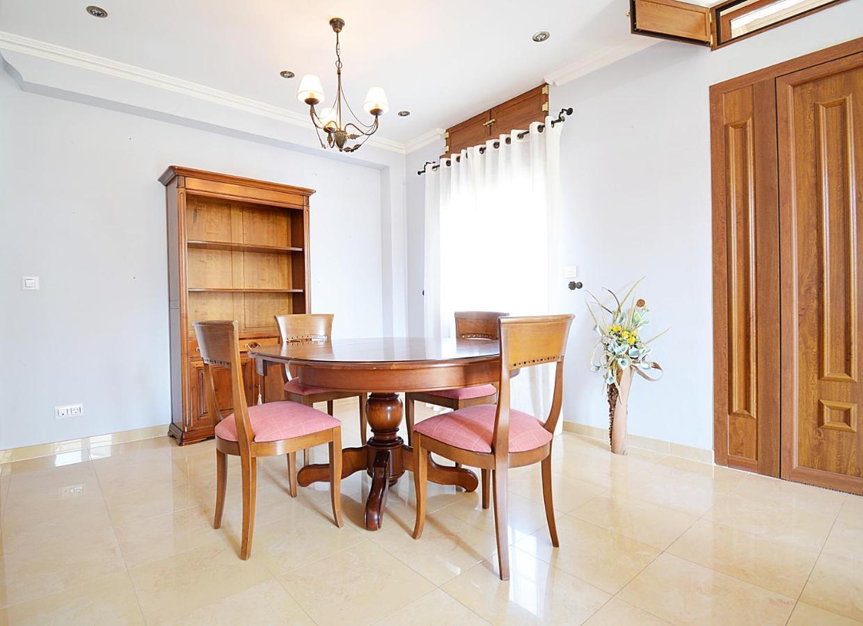 Galihost - Casa Con Precioso Jardin En Vilanova De Arousa Ngoại thất bức ảnh