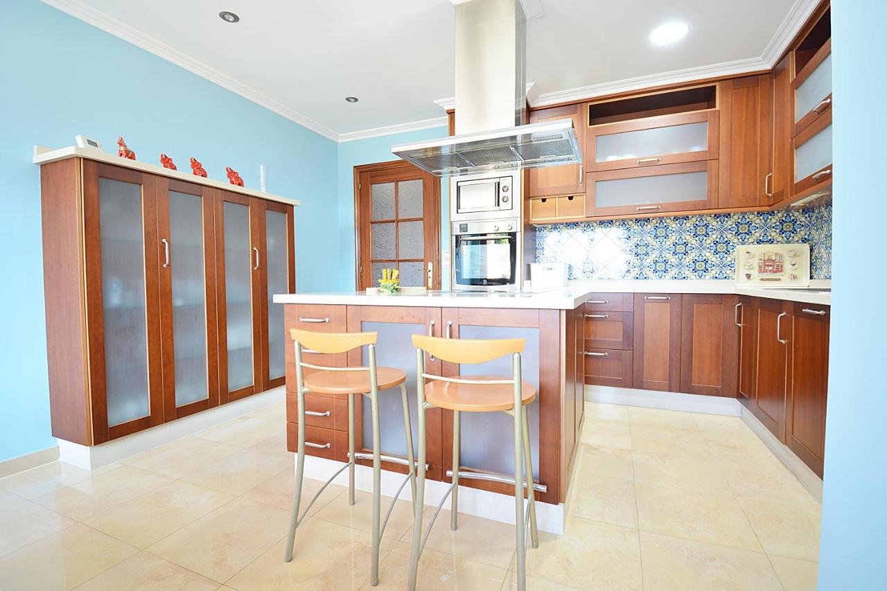 Galihost - Casa Con Precioso Jardin En Vilanova De Arousa Ngoại thất bức ảnh